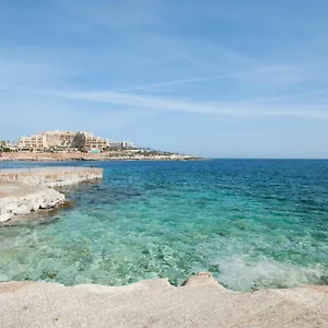 Shoreline 3*, Saint Julian's Μάλτα